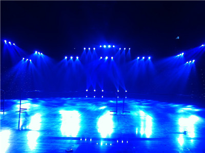 北京豐臺(tái)燈光出租|豐臺(tái)區(qū)舞臺(tái)燈光設(shè)備出租|豐臺(tái)演出公司_周邊服務(wù)欄目